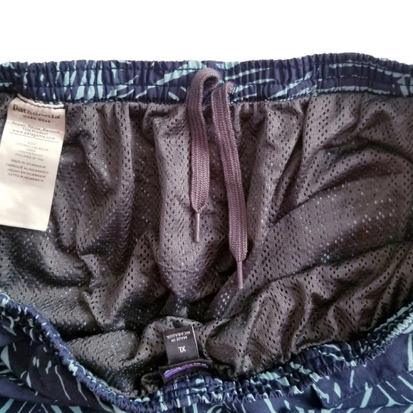 PATAGONIA Blue Teal Palm Nylon Baggies Shorts - Men's 6.5" Inseam XLarge - Picture 9 of 11